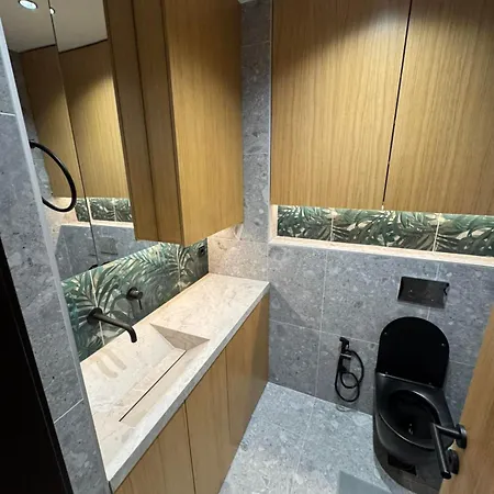 Fox Lux Apartment *